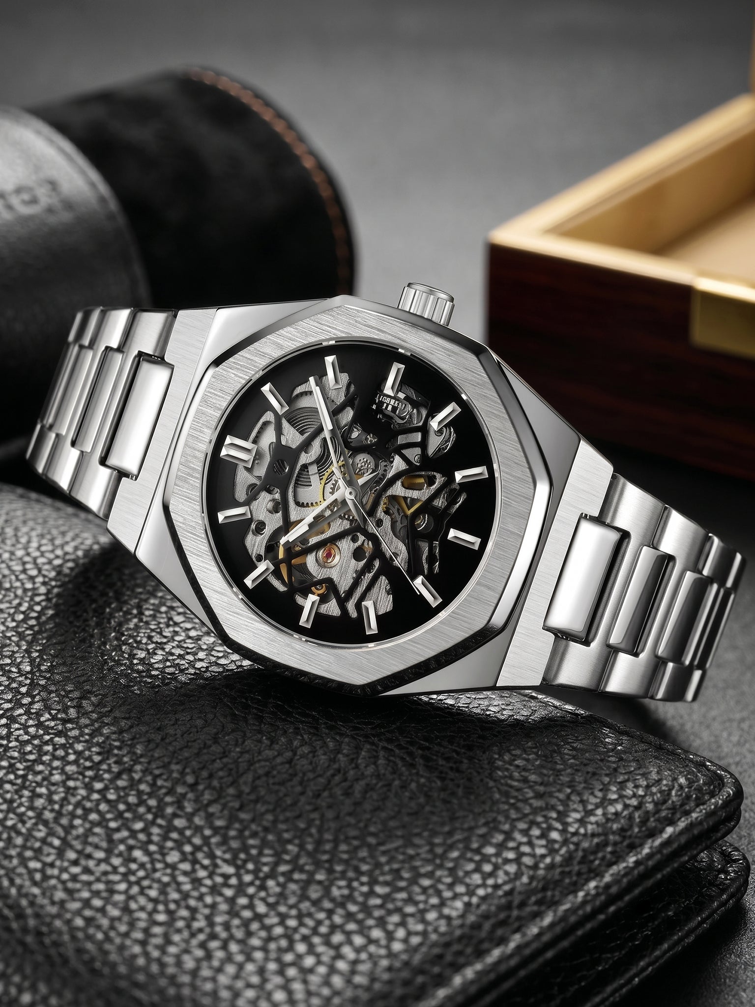 Valmont Silver 41mm